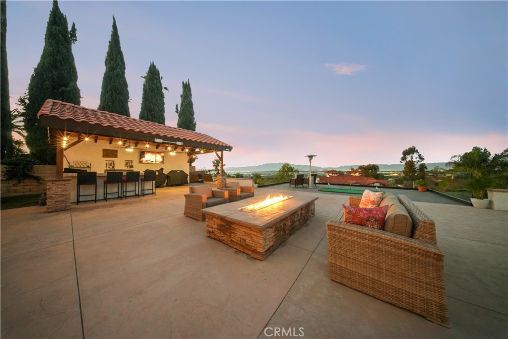 16524 Rancho Escondido Drive Riverside, CA 92506 - Photo 46 of 59