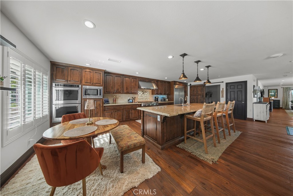 16524 Rancho Escondido Drive Riverside, CA 92506 - Photo 6 of 59