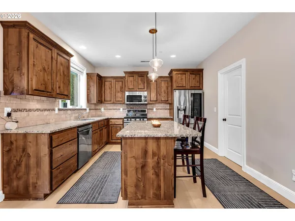 $830,000 | 845 Northwest Sacajawea Street, Camas, WA 98607