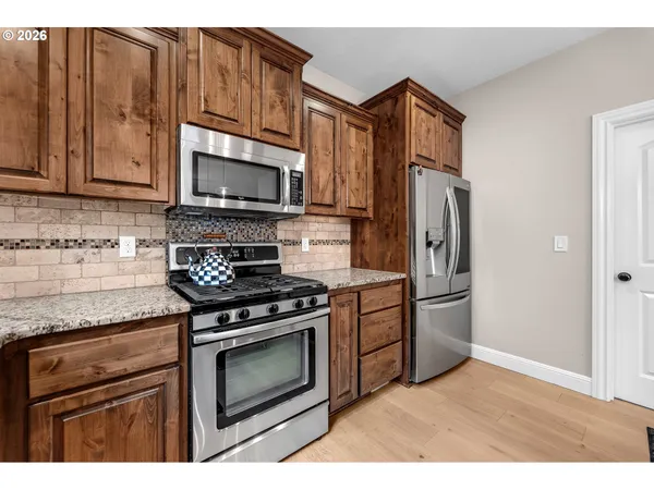 $830,000 | 845 Northwest Sacajawea Street, Camas, WA 98607