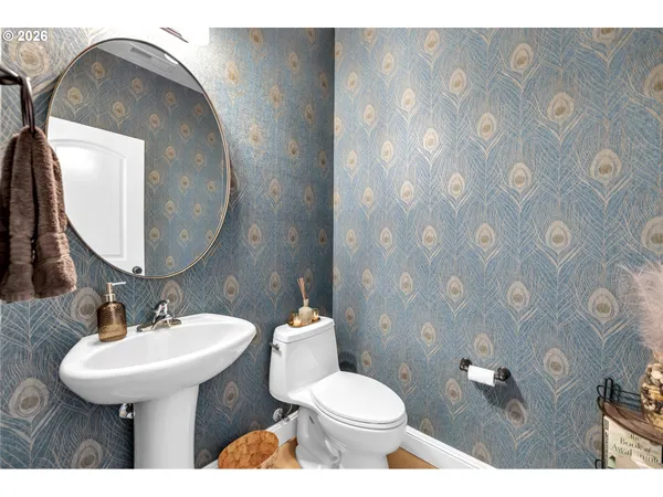 $830,000 | 845 Northwest Sacajawea Street, Camas, WA 98607