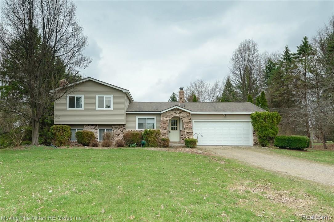 3370 North Hickory Ridge Road Highland, MI 48357 - Photo 1 of 40 MTM_3370_hickory-4.jpg