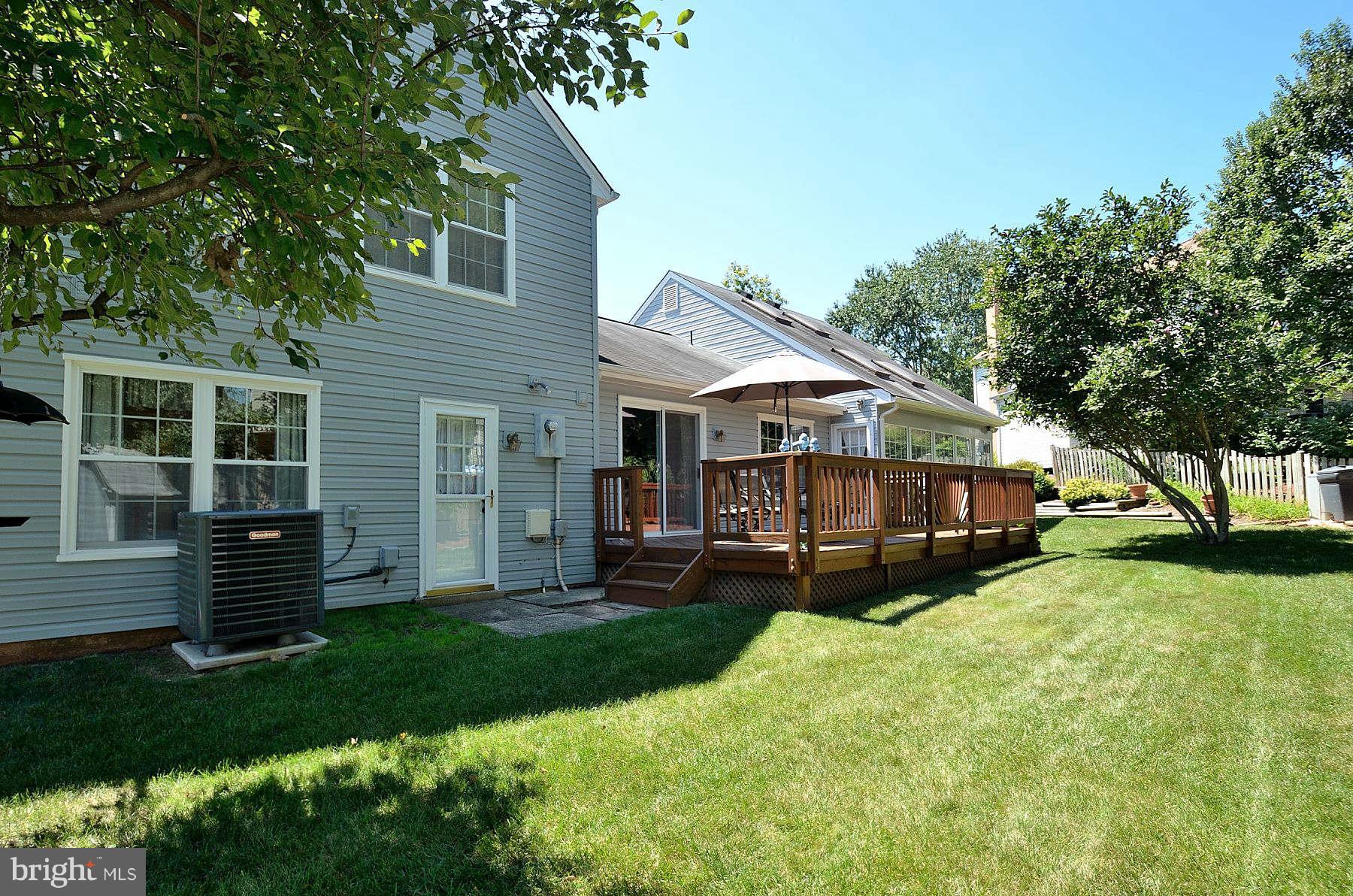 405 Spring Ridge Court Sterling, VA 20164 - Photo 4 of 26 Exterior (Rear)