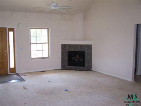 8075 Morrow Road Algonac, MI 48001 - Photo 4 of 12 467294-3.JPG