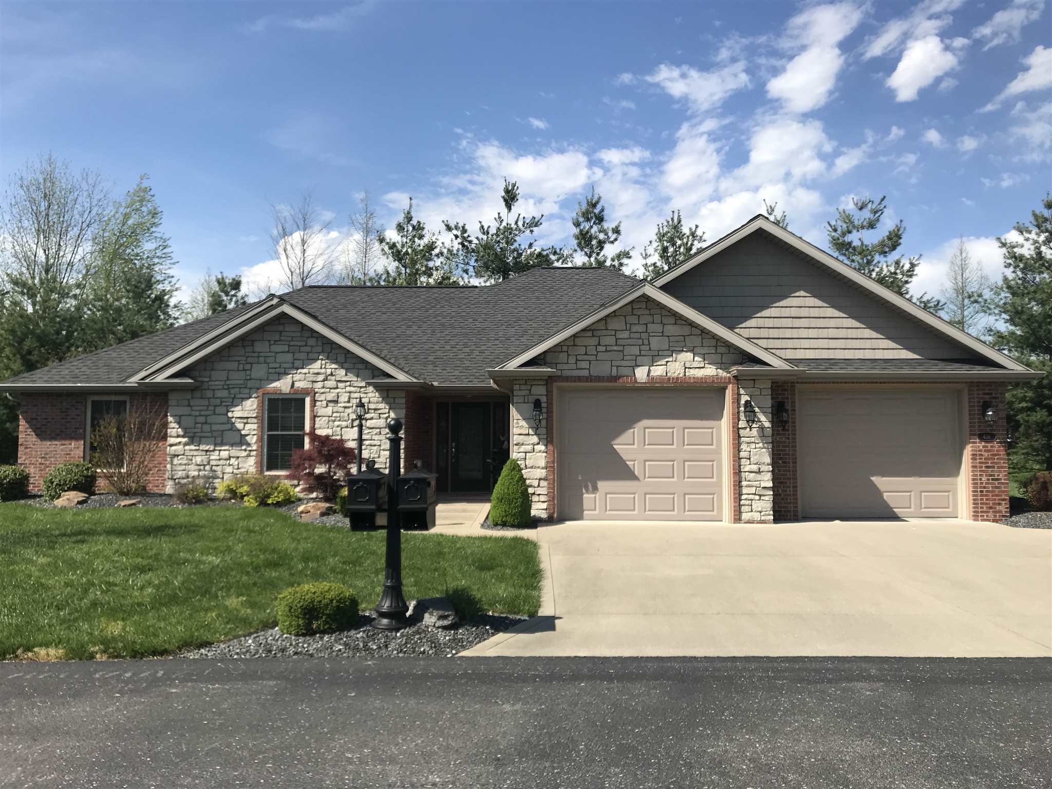 436 South Kluemper Road Jasper, IN 47546 - Photo 1 of 20 Gallery Image 1