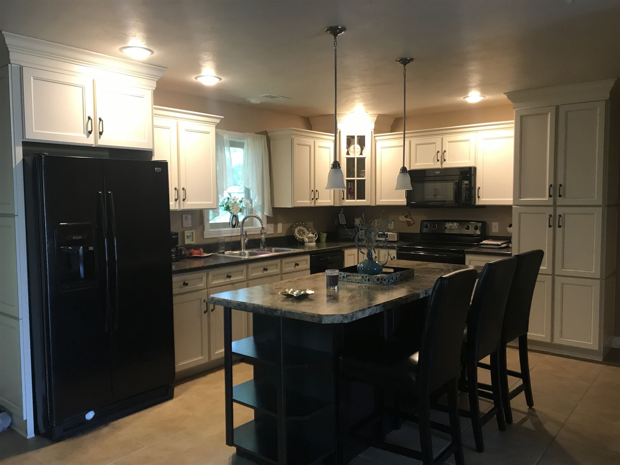 436 South Kluemper Road Jasper, IN 47546 - Photo 9 of 20 Gallery Image 9