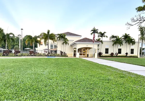 $1,200 | 180 Windsor East, West Palm Beach, FL 33417