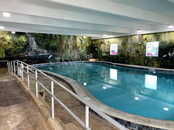 $1,200 | 180 Windsor East, West Palm Beach, FL 33417