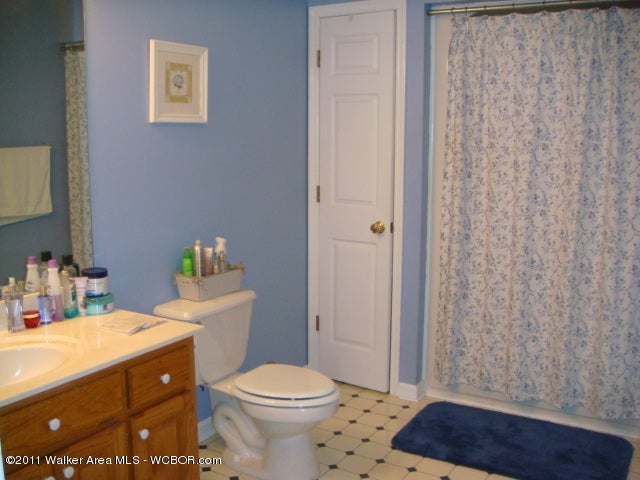 237 Drummond Cut-Off Road Jasper, AL 35504 - Photo 17 of 27 Gallery Image 17