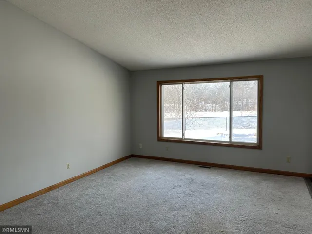 $259,000 | 6420 Starlite Circle Northeast, Fridley, MN 55432