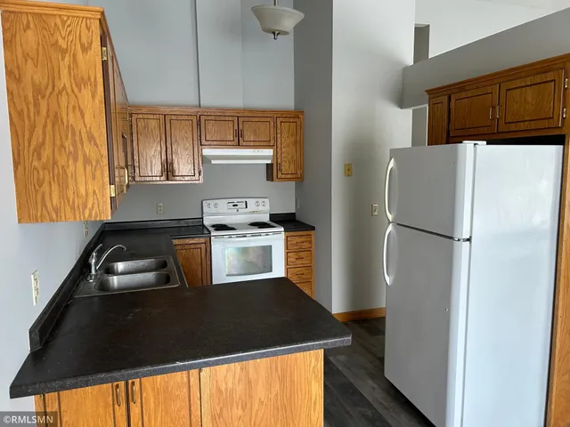 $259,000 | 6420 Starlite Circle Northeast, Fridley, MN 55432