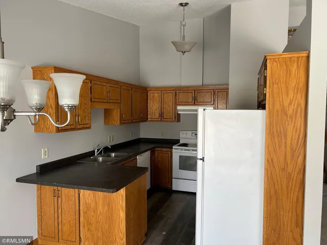 $259,000 | 6420 Starlite Circle Northeast, Fridley, MN 55432