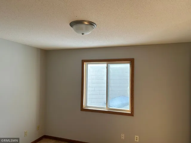 $259,000 | 6420 Starlite Circle Northeast, Fridley, MN 55432