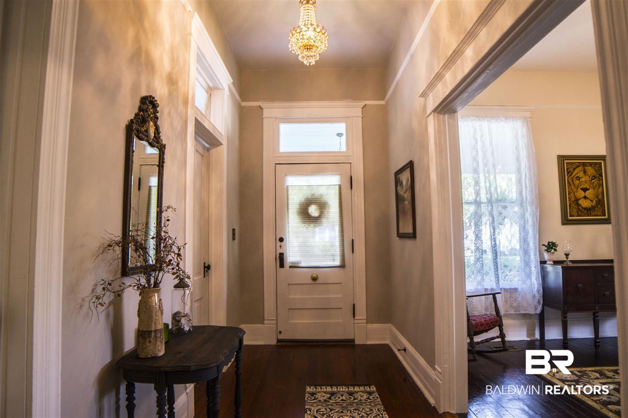 134 Margaret Street Mobile, AL 36607 - Photo 11 of 41