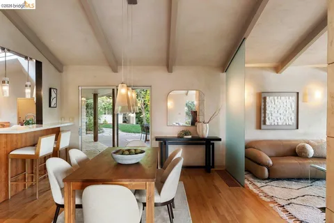 $2,290,000 | 12131 Skyline Boulevard, Oakland, CA 94619