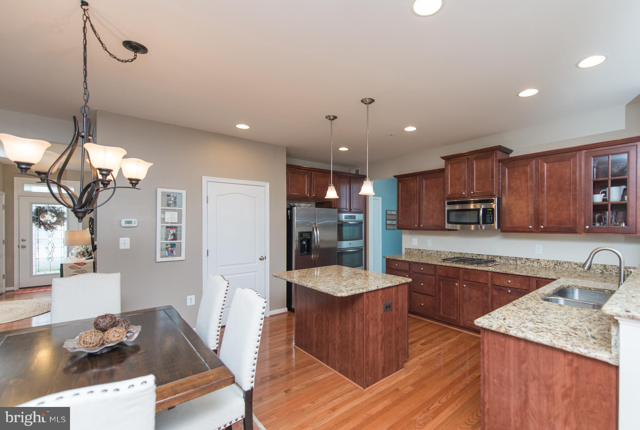 1213 Bradley Road Severn, MD 21144 - Photo 11 of 30 EAT IN KITCHEN OR ADJACENT EATING AREA