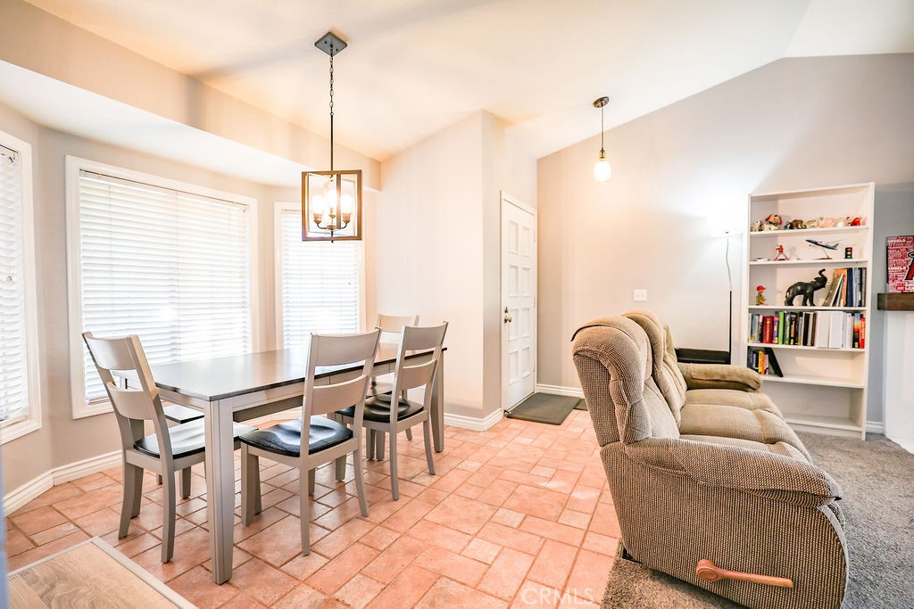 11619 Capitol Drive Riverside, CA 92503 - Photo 10 of 29