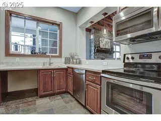 $339,900 | 3395 Summerlinn Drive, West Linn, OR 97068