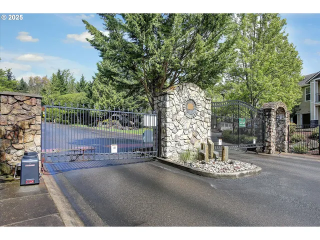 $339,900 | 3395 Summerlinn Drive, West Linn, OR 97068