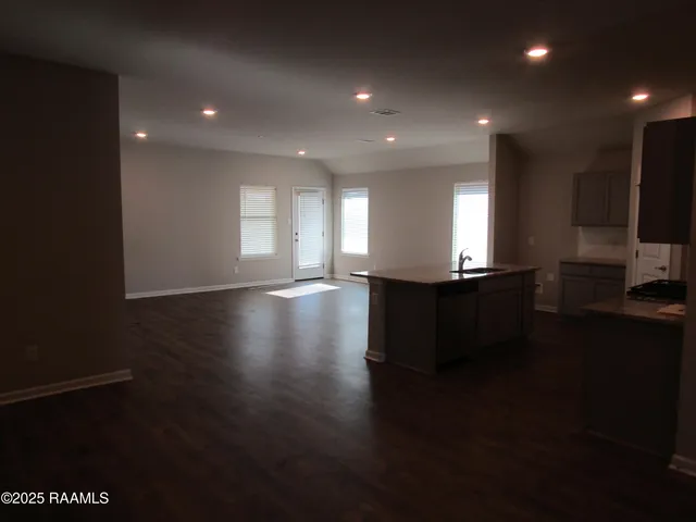 $279,900 | 131 Broussard Hl Drive, Broussard, LA 70518