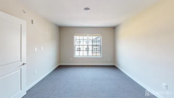 $3,187 | 708 Fernandez Court, Parlin, NJ 08859