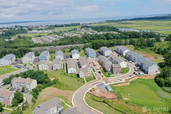 $3,187 | 708 Fernandez Court, Parlin, NJ 08859