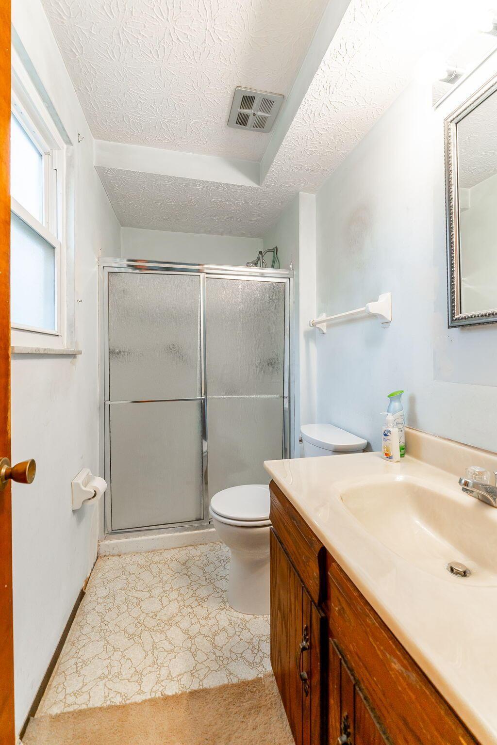 137 Somerset Road Delaware, OH 43015 - Photo 37 of 55 137 Somerset Rd-57