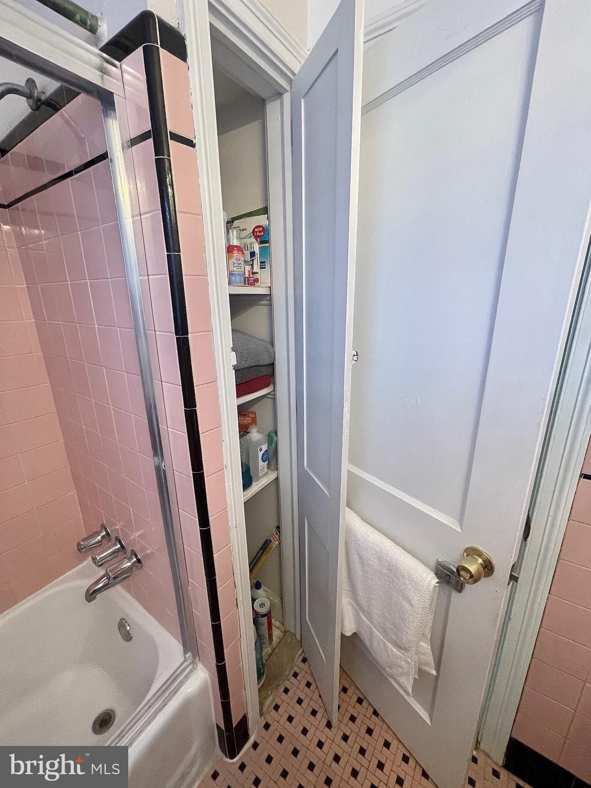 59 Greenhill Road Media, PA 19063 - Photo 42 of 52 Bathroom closet