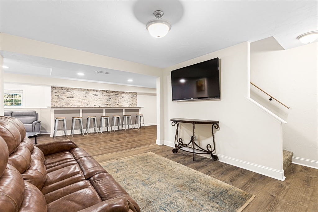 21 Riverside Road Franklin, MA 02038 - Photo 34 of 42