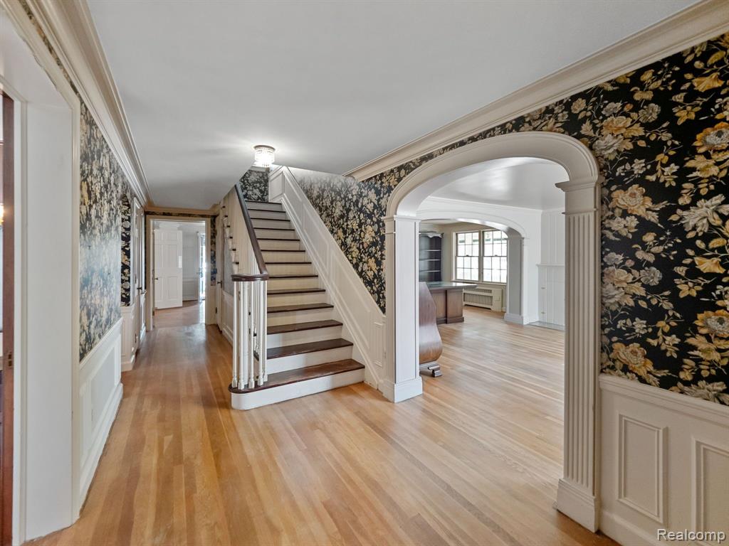 28804 Drake Road Farmington Hills, MI 48331 - Photo 6 of 50