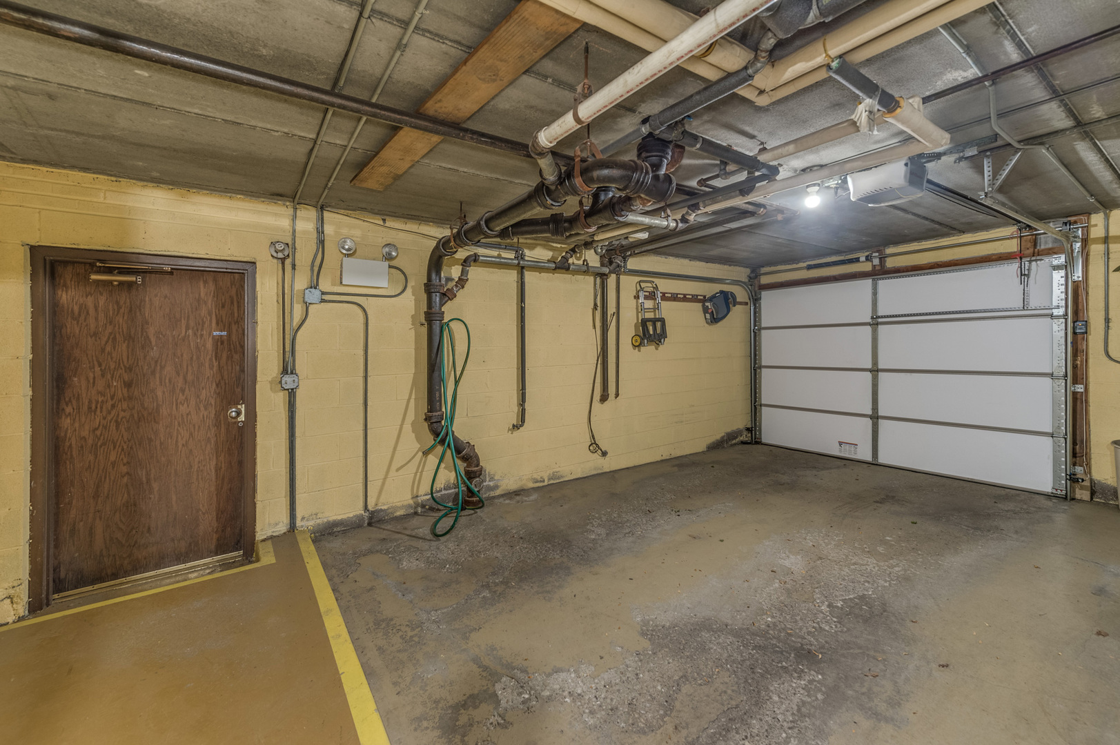 110 Green Bay Road, Unit 101 Glencoe, IL 60022 - Photo 31 of 31 a view of a garage