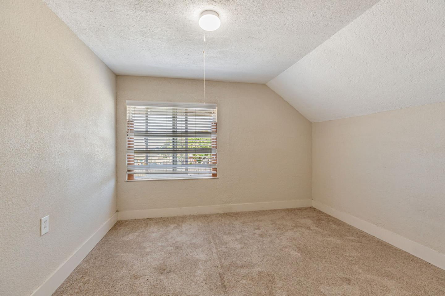 2718 Ferguson Road Gilroy, CA 95020 - Photo 34 of 94