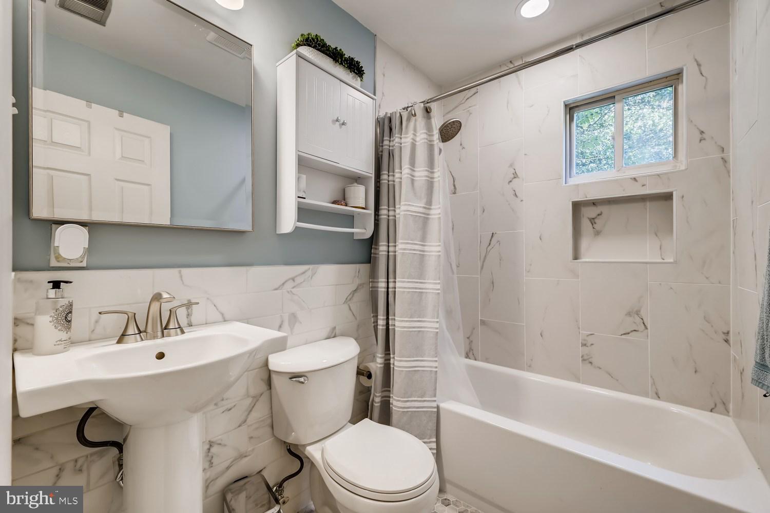 8380 Lark Brown Road Columbia, MD 21045 - Photo 19 of 43 UL full bath