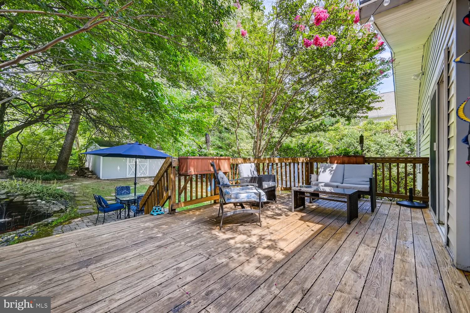 8380 Lark Brown Road Columbia, MD 21045 - Photo 33 of 43 12 x 23 Deck w/ steps to patio