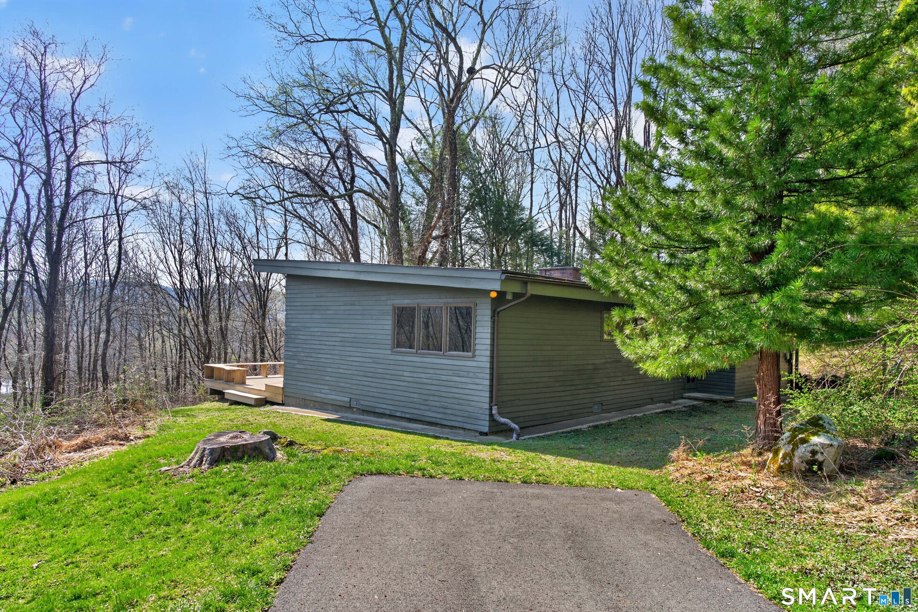 14 Straight Road Kent, CT 06785 - Photo 9 of 40