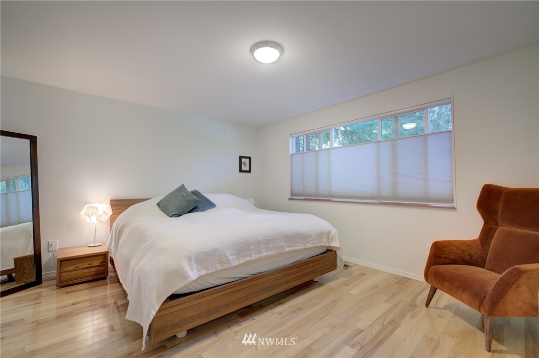 12512 Southeast 96th Place Renton, WA 98056 - Photo 9 of 25 Gallery Image 9