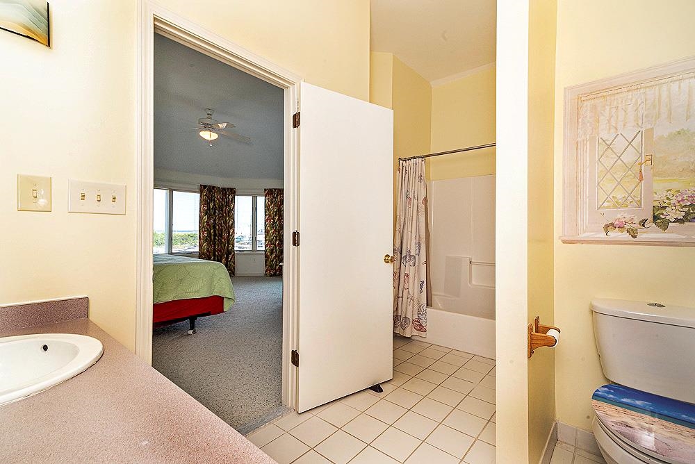 1001 South Commonwealth Avenue Strathmere, NJ 08248 - Photo 30 of 50