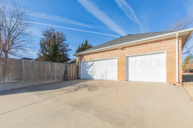 $400,000 | 2408 Drake Elm Place, Amarillo, TX 79124