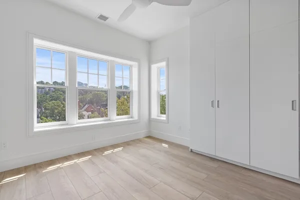 $7,295 | 1580 Beacon Street, Unit PH1, Brookline, MA 02446