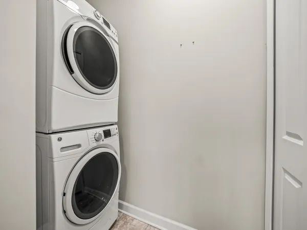 $2,350 | 5508 Arbor Chase Drive, Ann Arbor, MI 48103