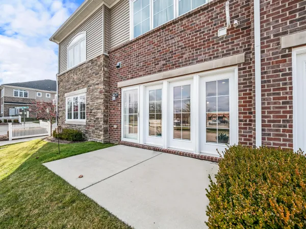 $2,350 | 5508 Arbor Chase Drive, Ann Arbor, MI 48103