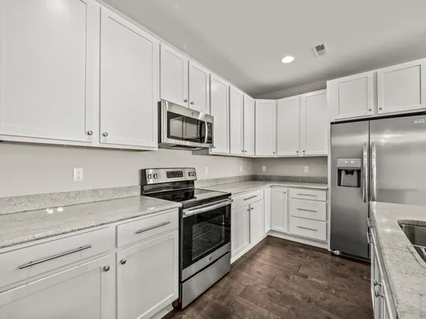 $2,350 | 5508 Arbor Chase Drive, Ann Arbor, MI 48103