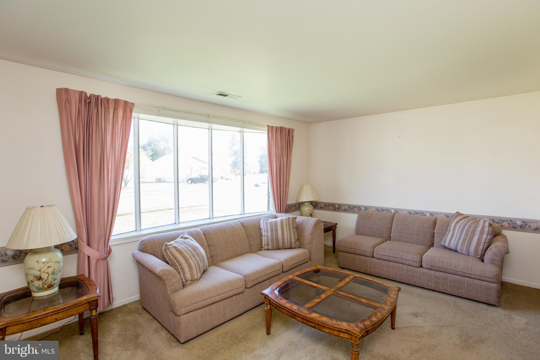 23 Dawn Road Levittown, PA 19056 - Photo 15 of 63