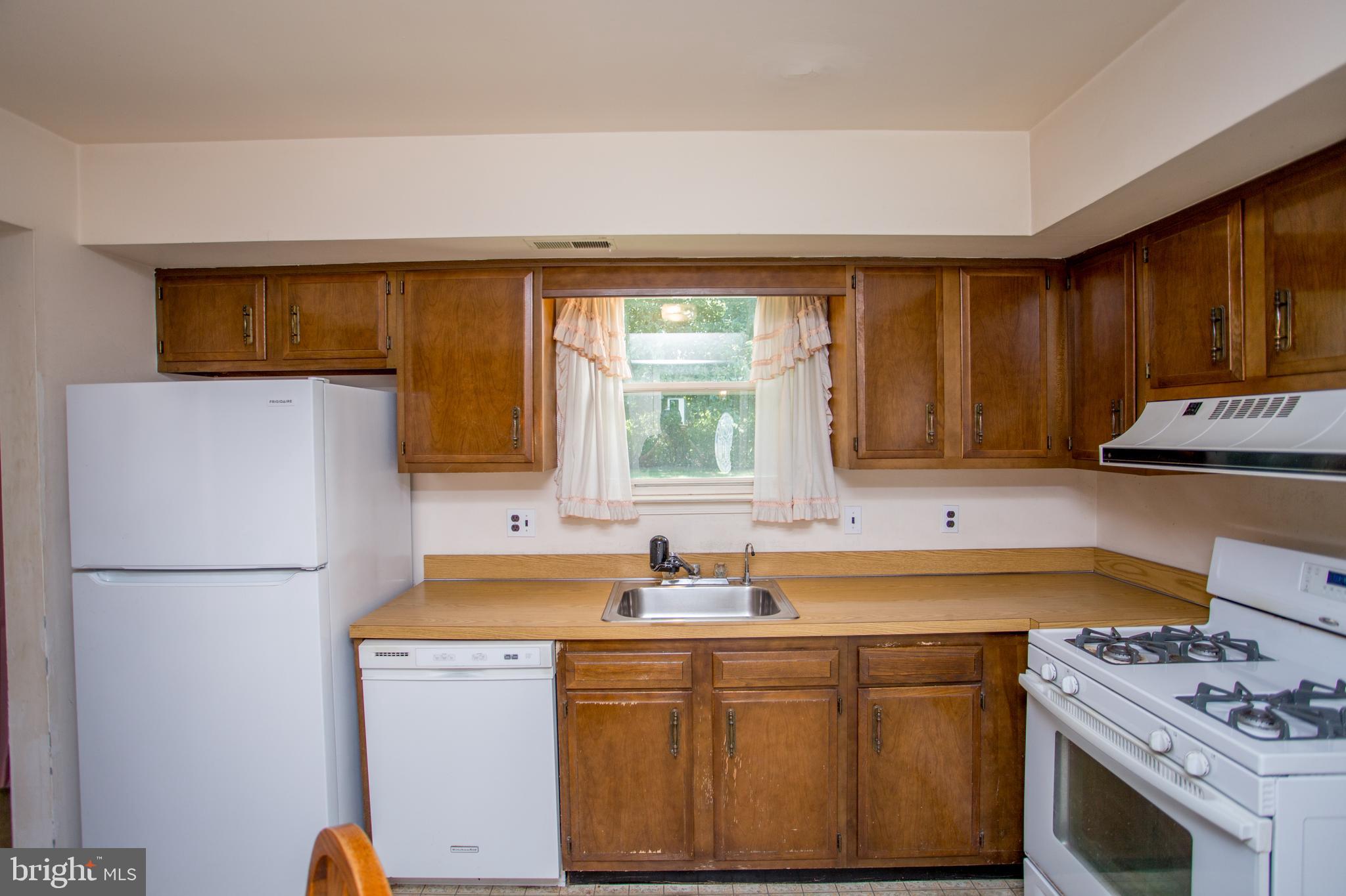 23 Dawn Road Levittown, PA 19056 - Photo 25 of 63