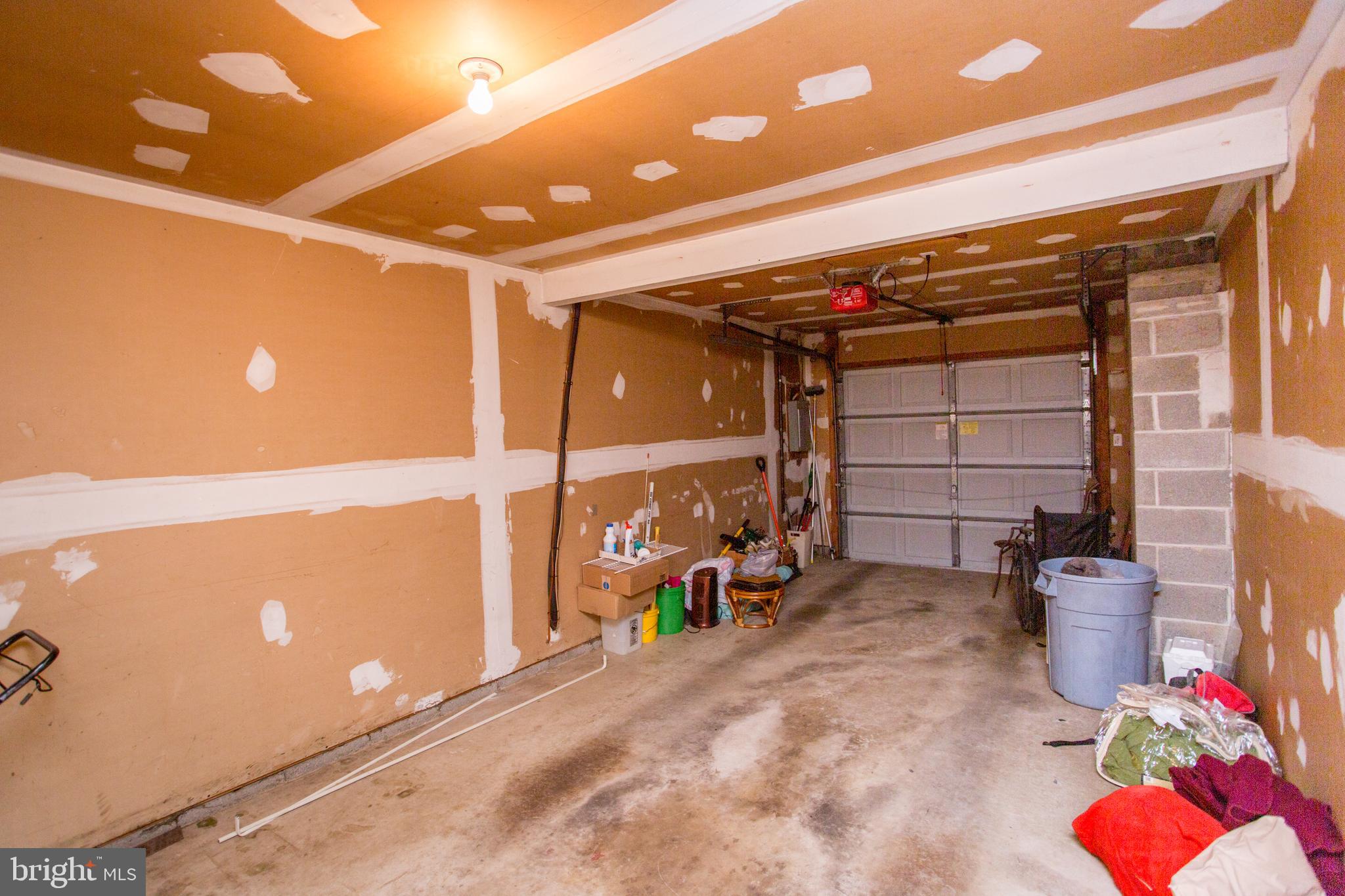 23 Dawn Road Levittown, PA 19056 - Photo 31 of 63