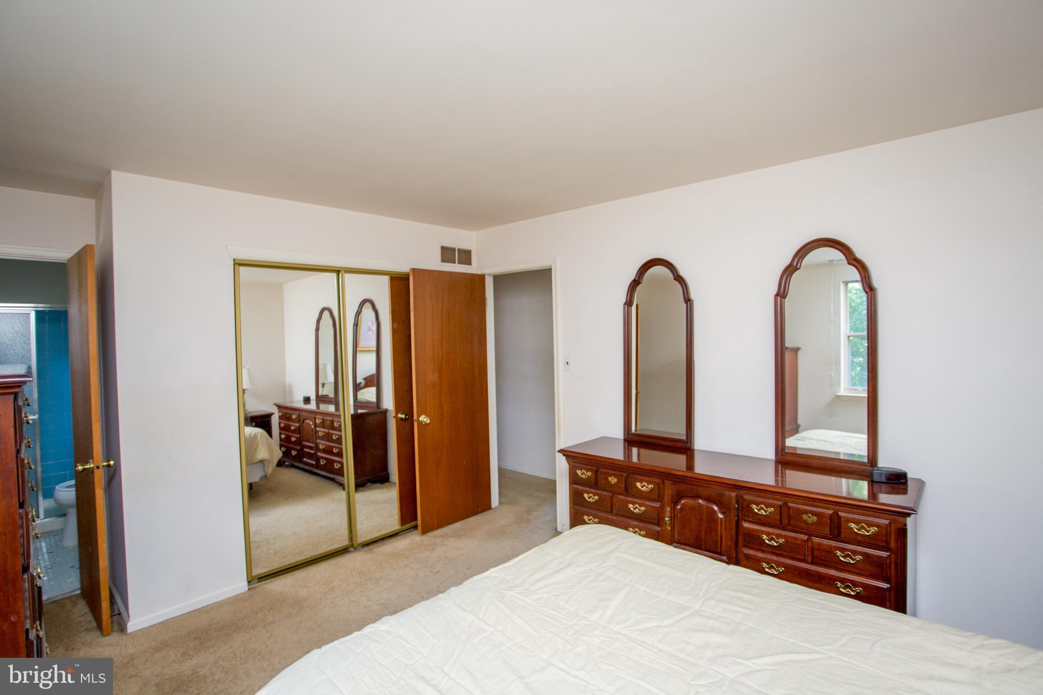 23 Dawn Road Levittown, PA 19056 - Photo 35 of 63