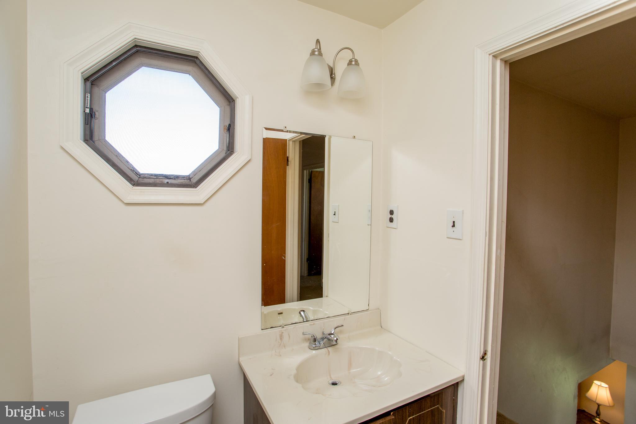 23 Dawn Road Levittown, PA 19056 - Photo 47 of 63