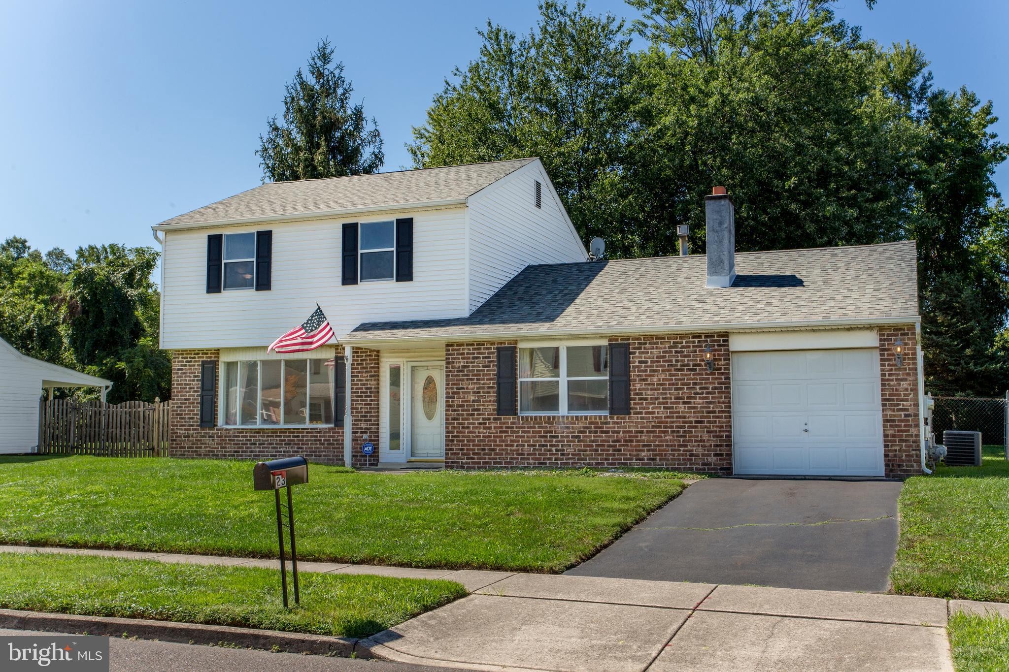 23 Dawn Road Levittown, PA 19056 - Photo 5 of 63