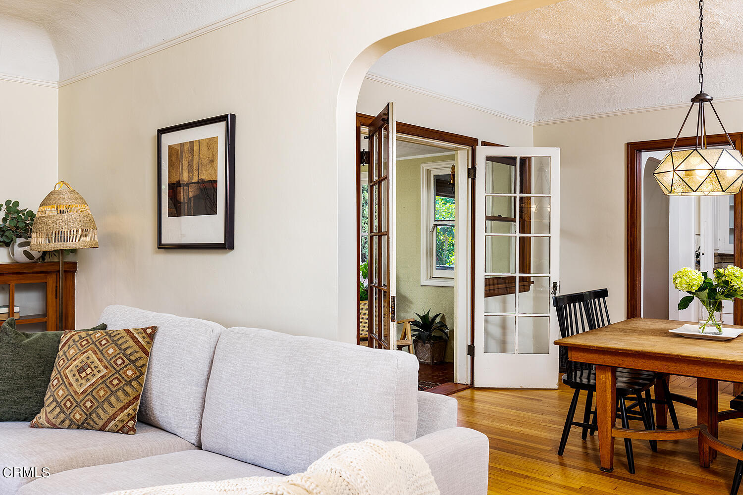 604 Douglas Street Pasadena, CA 91104 - Photo 11 of 41 a living room with furniture and wooden floor