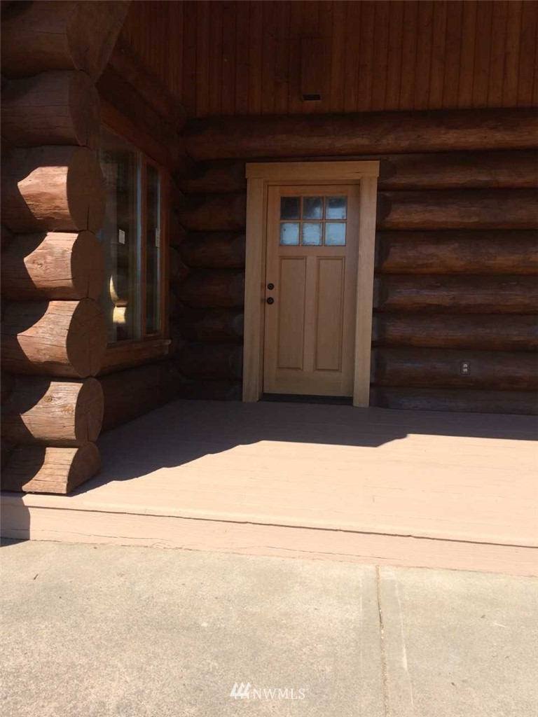 717 Gish Road Onalaska, WA 98570 - Photo 3 of 25 Gallery Image 3